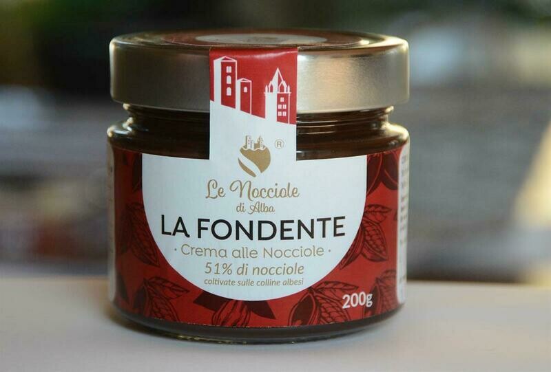 Crema di nocciole: La Fondente €7/vasetto